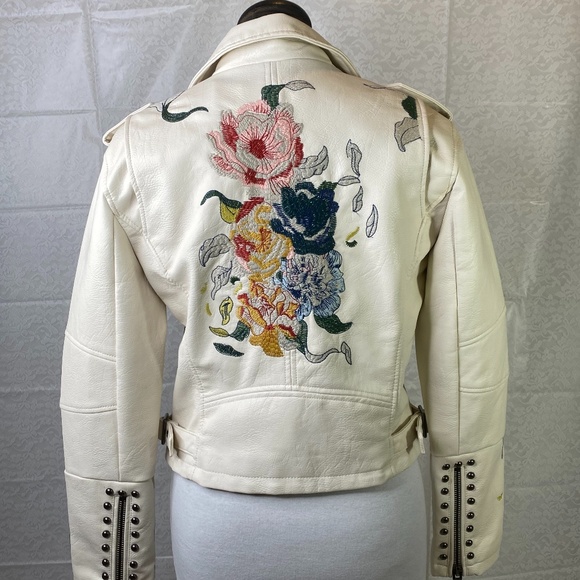 BLANKNYC Jacket - Picture 9 of 11